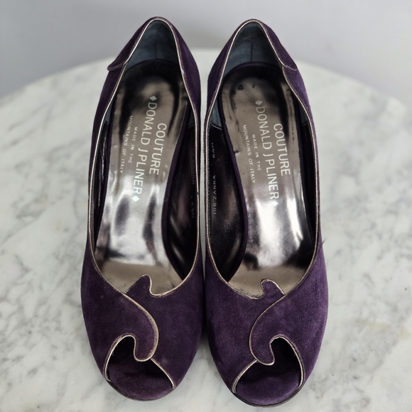 DONALD J PLINER Couture Zanna Purple Suede Pumps Size 6.5 - Picture 3 of 9